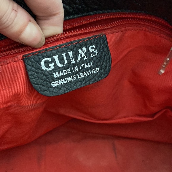 Guia’s Italy Leather Shoulder Bag - Picture 12 of 16